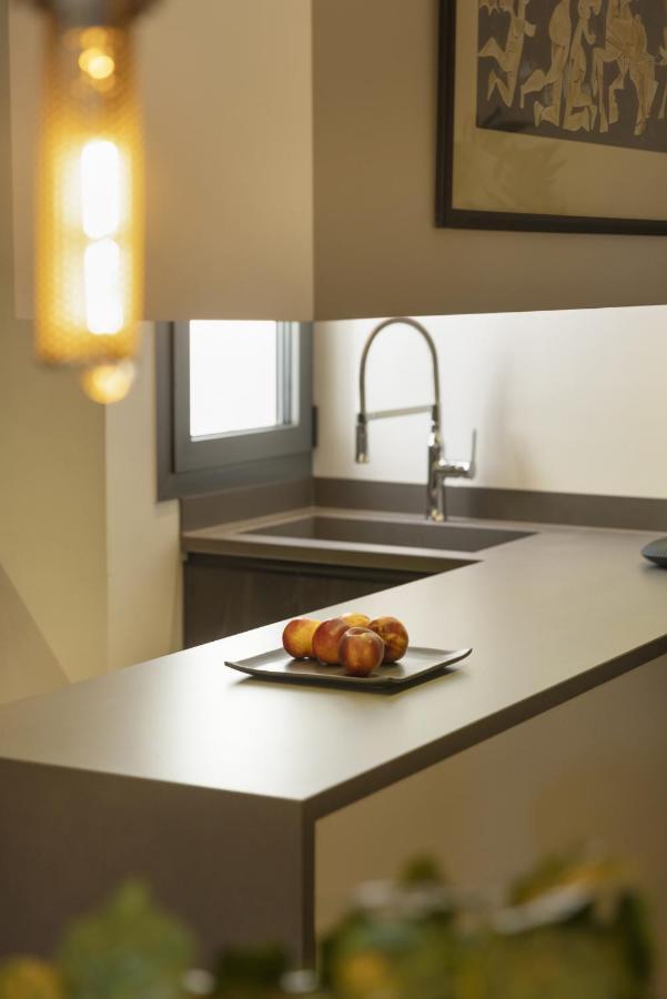 Elegant, Chic, Hip 2 Bedroom W/ Forest View In Athens! Exterior foto